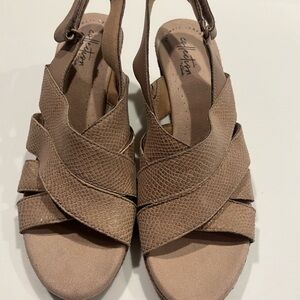 Clarks Tan Sandals with Crisscross Straps
